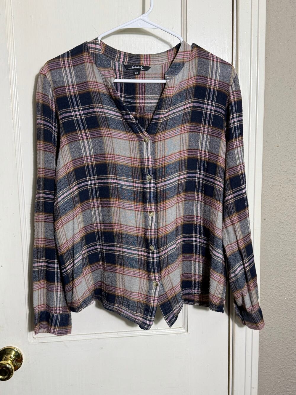 Charlie B Plaid Button Front Blouse Women’s Large